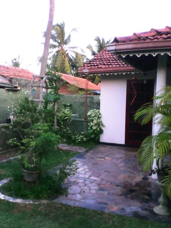 Hotel Corundum Breeze Negombo 4*,  Sri Lanka