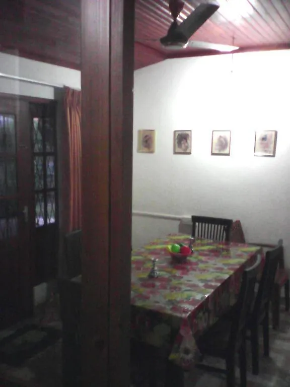 Hotel Corundum Breeze Negombo